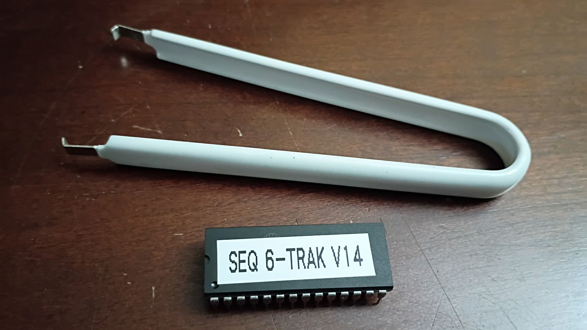 Sequential Circuits Six-Trak v14 EPROM Firmware Tauntek and Chip Puller Tool