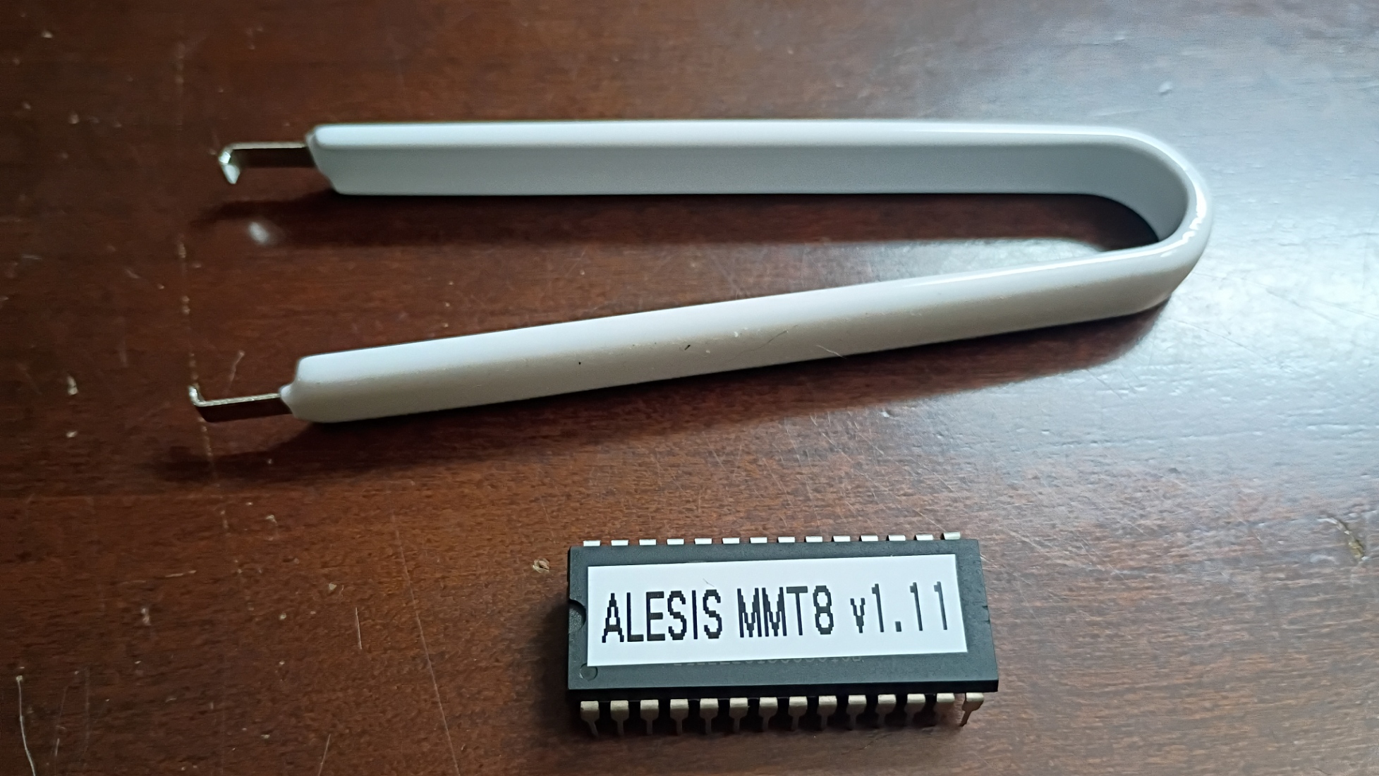 Alesis MMT8 EPROM Upgrade Firmware v1.11 plus Chip Puller Tool