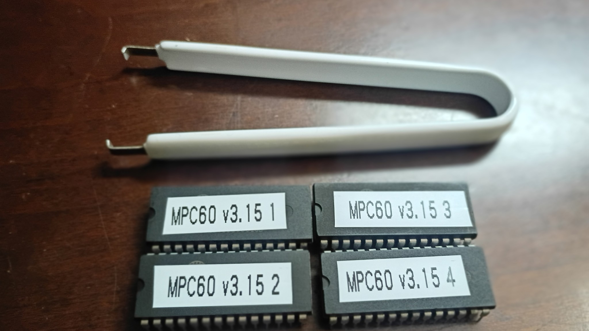 AKAI MPC-60 MPC-60 MKII EPROM Firmware Vimana v3.15 plus Chip Puller Tool